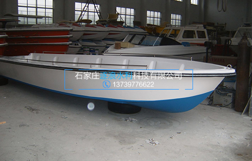 玻璃钢冲锋舟供给厂家先容冲锋舟的性价比怎样样