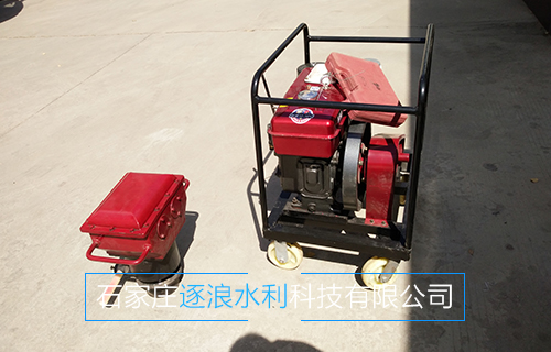 多功效防汛植桩机哪家好？逐浪牌打桩机品德靠得住