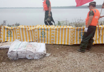 防汛物质产物便利式折叠堵水墙的市场价钱趋向