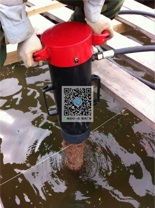 打桩机在防汛物质行业中的利用拓展