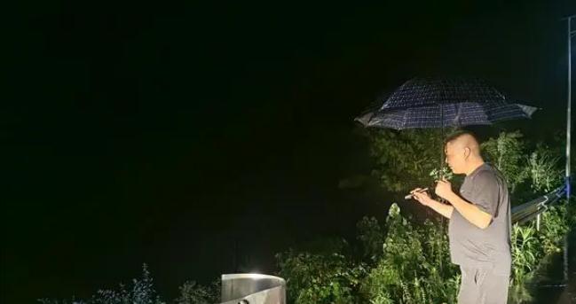 慈利县杨柳铺乡|同心合力,奋战防汛一线