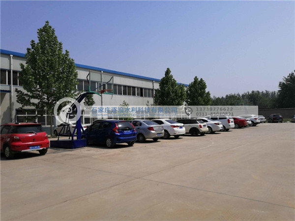 便利式抛投器厂区